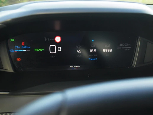 Peugeot e-2008 - Afbeelding 17 van 30