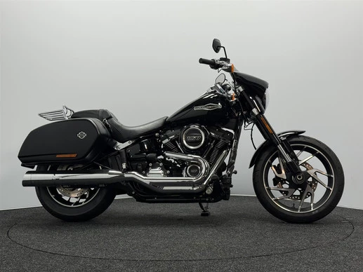 Harley-Davidson Sport Glide - Afbeelding 1 van 19