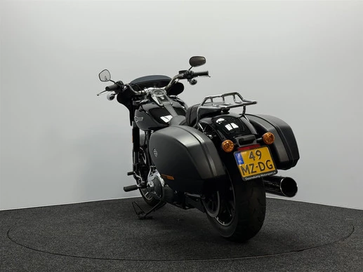 Harley-Davidson Sport Glide - Afbeelding 12 van 19