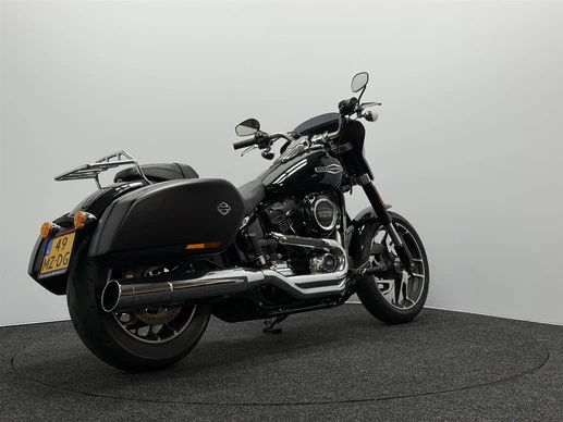 Harley-Davidson Sport Glide - Afbeelding 15 van 19