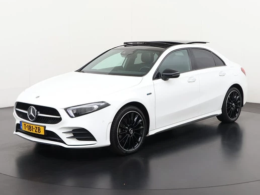 Mercedes-Benz A-Klasse - Afbeelding 1 van 30