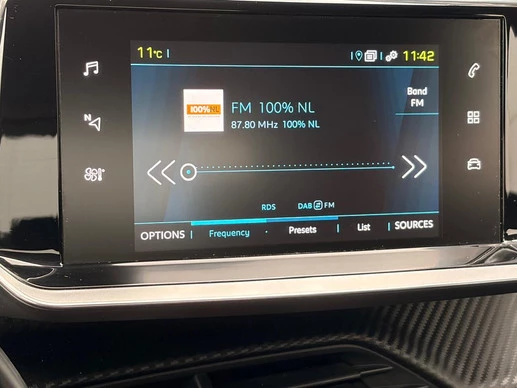 Peugeot e-2008 - Afbeelding 27 van 30