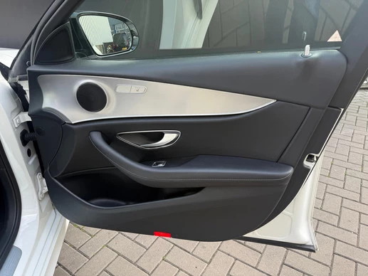 Mercedes-Benz E-Klasse - Afbeelding 25 van 30