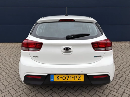 Kia Rio - Afbeelding 11 van 30
