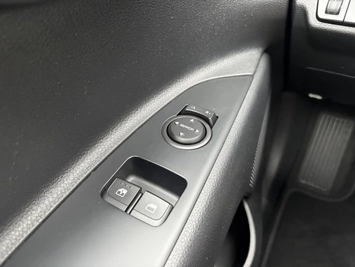 Kia Rio - Afbeelding 24 van 30