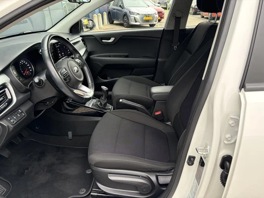 Kia Rio - Afbeelding 26 van 30