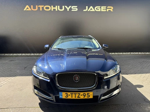Jaguar XF - Afbeelding 10 van 30