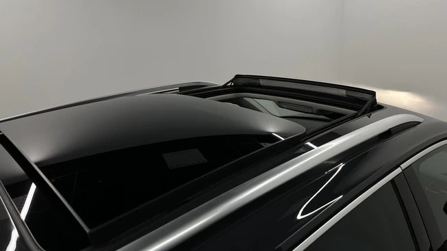 Volkswagen Tiguan - Afbeelding 9 van 30