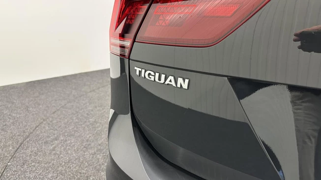 Volkswagen Tiguan - Afbeelding 17 van 30