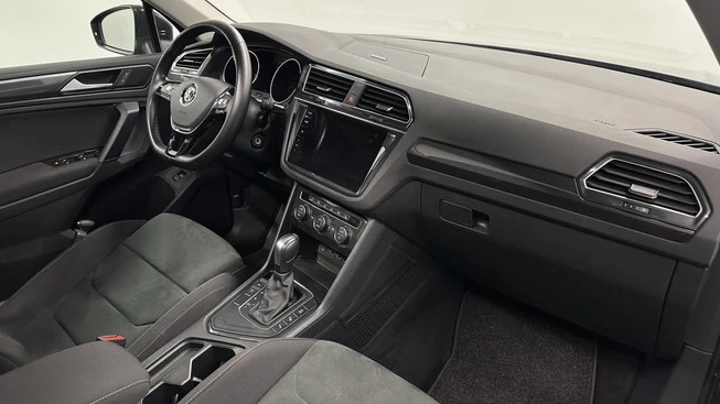 Volkswagen Tiguan - Afbeelding 18 van 30