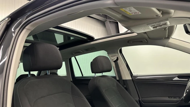 Volkswagen Tiguan - Afbeelding 19 van 30