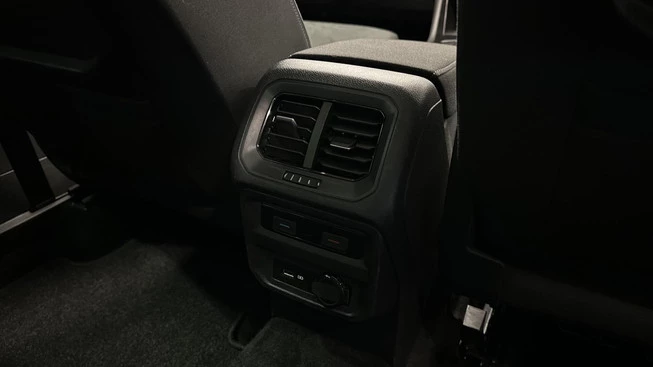 Volkswagen Tiguan - Afbeelding 24 van 30
