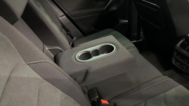 Volkswagen Tiguan - Afbeelding 25 van 30