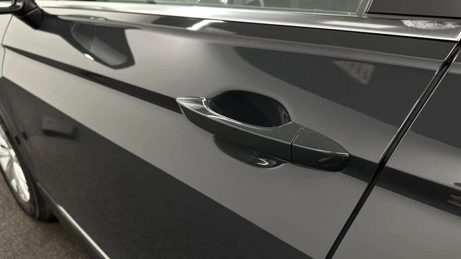 Volkswagen Tiguan - Afbeelding 27 van 30