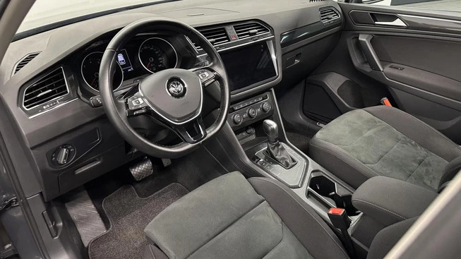 Volkswagen Tiguan - Afbeelding 28 van 30
