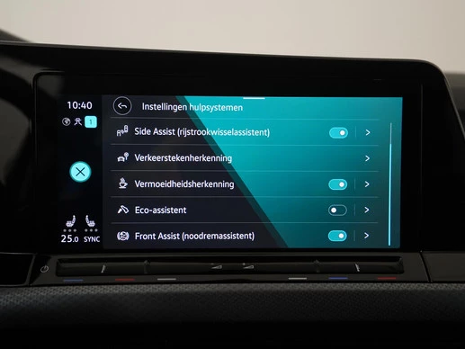 Volkswagen Golf - Afbeelding 22 van 30