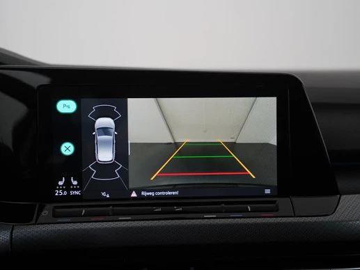 Volkswagen Golf - Afbeelding 24 van 30