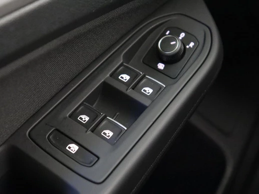 Volkswagen Golf - Afbeelding 29 van 30