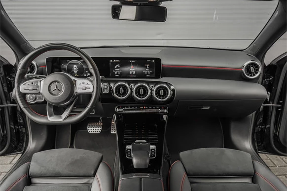 Mercedes-Benz A-Klasse - Afbeelding 2 van 30