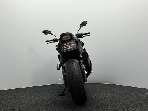 Suzuki GSX - Afbeelding 13 van 16