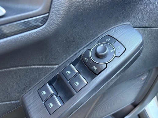 Ford Kuga - Afbeelding 13 van 30