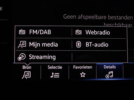 Volkswagen Tiguan - Afbeelding 23 van 30