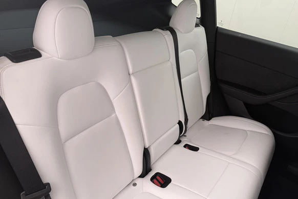 Tesla Model Y - Afbeelding 12 van 29
