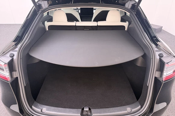 Tesla Model Y - Afbeelding 13 van 29