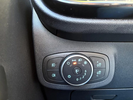 Ford Fiesta - Afbeelding 25 van 30