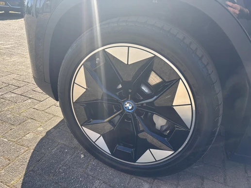 BMW iX3 - Afbeelding 9 van 30