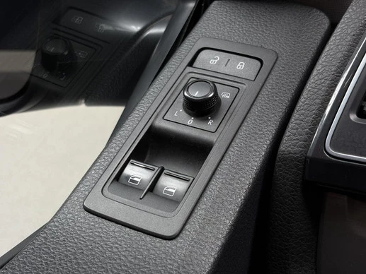 Volkswagen Transporter - Afbeelding 19 van 30