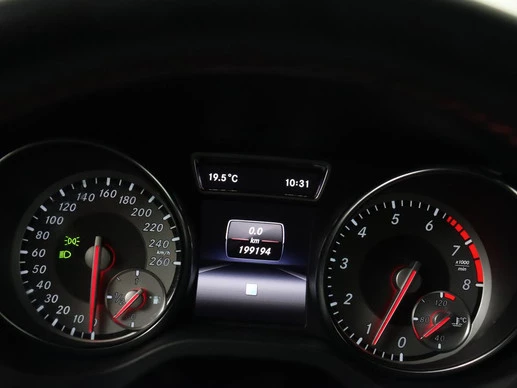 Mercedes-Benz GLA - Afbeelding 24 van 30