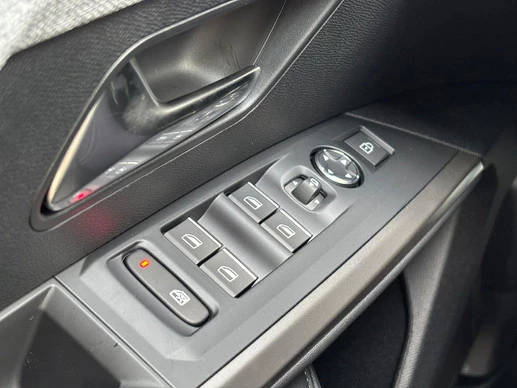 Peugeot e-3008 - Afbeelding 18 van 30