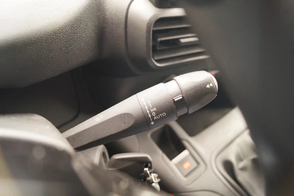 Peugeot Partner - Afbeelding 11 van 30