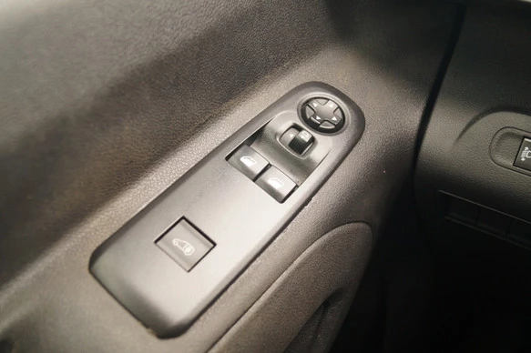 Peugeot Partner - Afbeelding 15 van 30