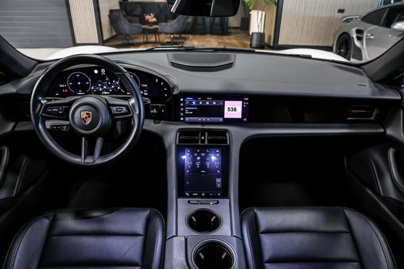 Porsche Taycan - Afbeelding 2 van 30