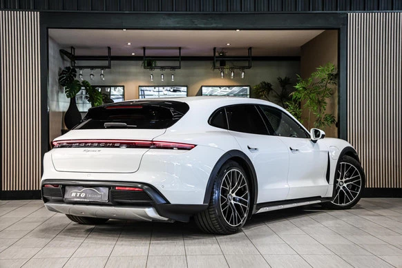 Porsche Taycan - Afbeelding 5 van 30