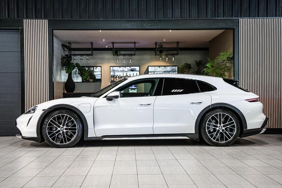 Porsche Taycan - Afbeelding 7 van 30