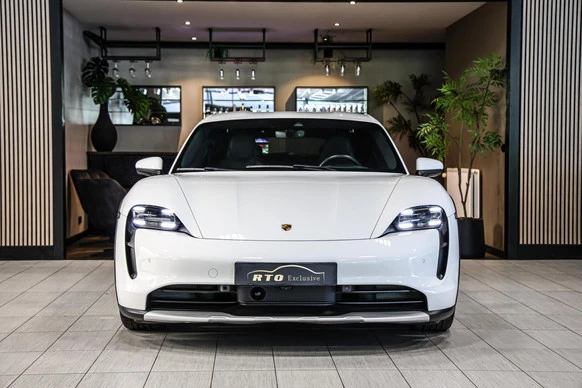 Porsche Taycan - Afbeelding 8 van 30