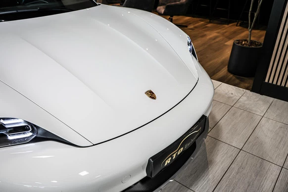 Porsche Taycan - Afbeelding 18 van 30