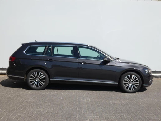 Volkswagen Passat - Afbeelding 4 van 30