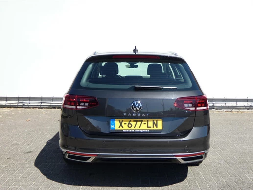 Volkswagen Passat - Afbeelding 6 van 30