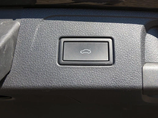 Volkswagen Passat - Afbeelding 14 van 30