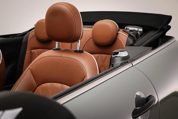 MINI Cooper Cabrio - Afbeelding 2 van 30