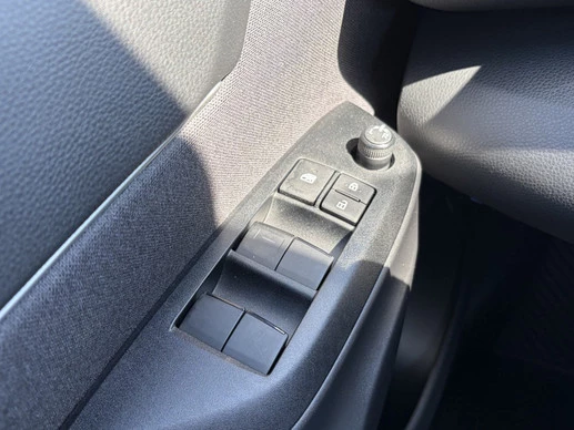 Toyota Yaris Cross - Afbeelding 25 van 30