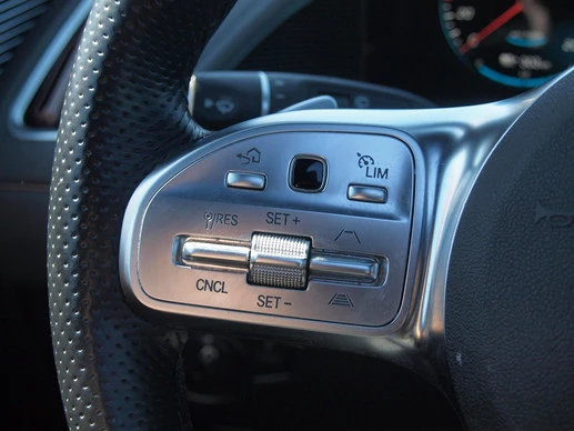 Mercedes-Benz EQC - Afbeelding 17 van 30