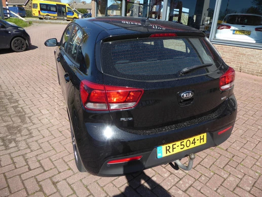 Kia Rio - Afbeelding 10 van 11