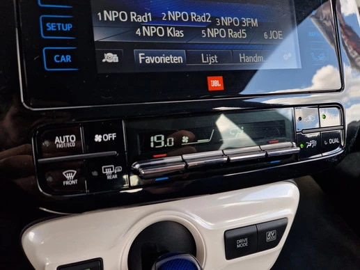 Toyota Prius - Afbeelding 18 van 26