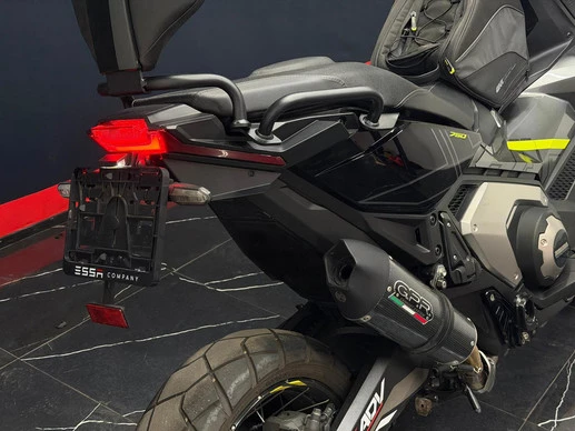 Honda X-ADV - Afbeelding 7 van 16