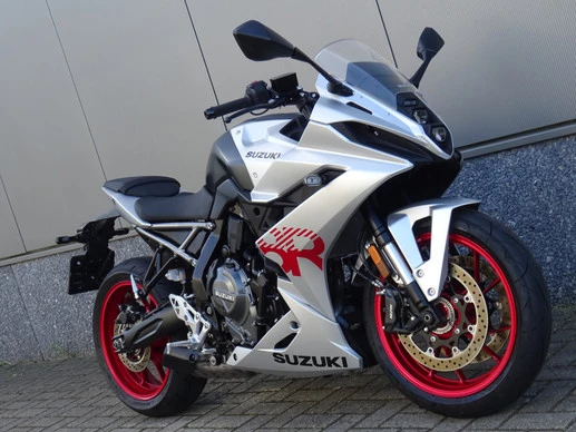 Suzuki GSX - Afbeelding 2 van 16